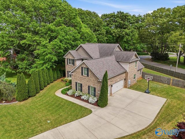 127 Whippoorwill Drive, Huntsville, AL 35811