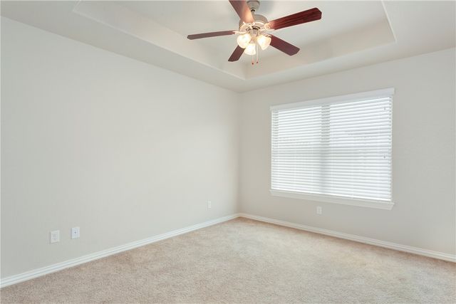 888 Via Silva Avenue B, Springdale, AR 72762