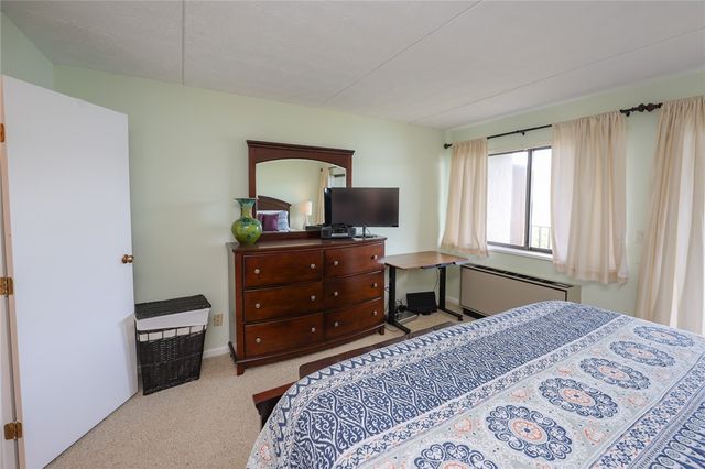 42 Cliffside Drive, South Bristol, NY 14424