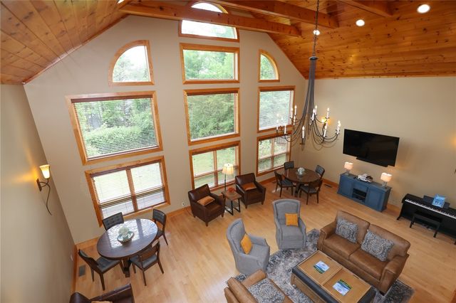 42 Cliffside Drive, South Bristol, NY 14424