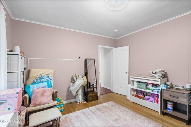 906 Altamont Avenue, Schenectady, NY 12303