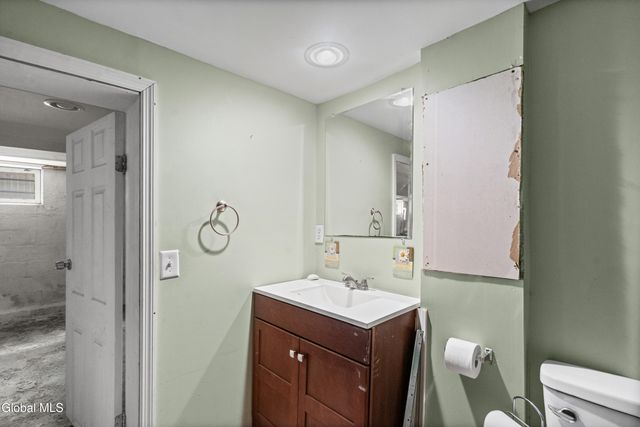 906 Altamont Avenue, Schenectady, NY 12303