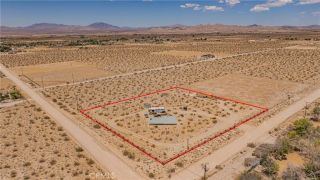35330 Foothill Rd, Lucerne Valley, CA 92356