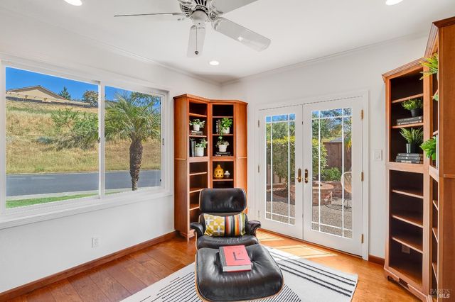 312 Baker Ct, Benicia, CA 94510