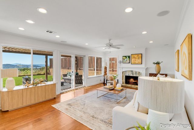 312 Baker Ct, Benicia, CA 94510