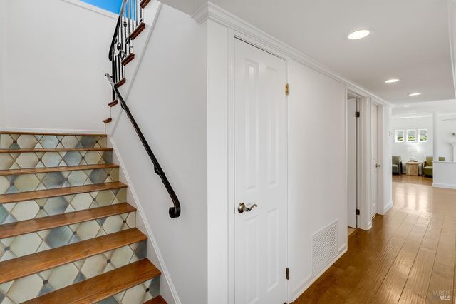 312 Baker Ct, Benicia, CA 94510