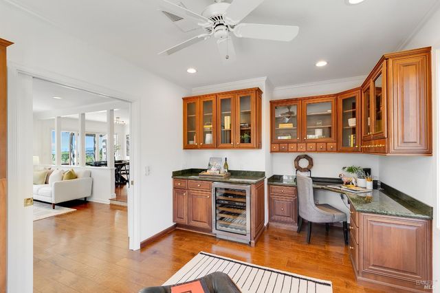 312 Baker Ct, Benicia, CA 94510