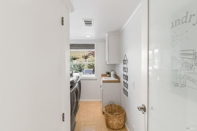 312 Baker Ct, Benicia, CA 94510