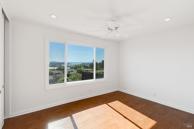 312 Baker Ct, Benicia, CA 94510