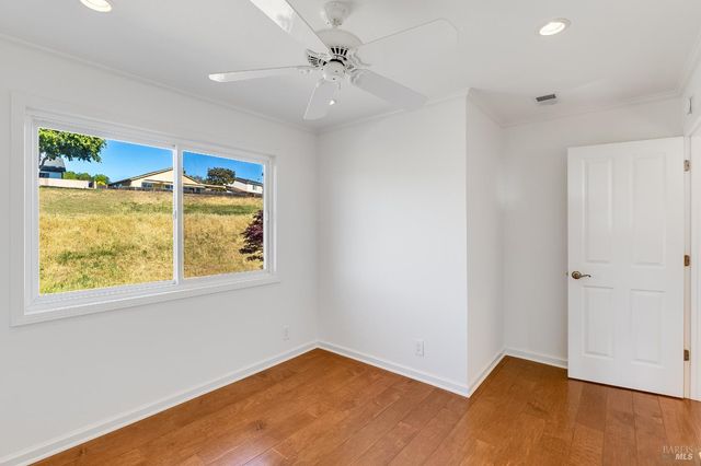 312 Baker Ct, Benicia, CA 94510