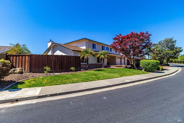 312 Baker Ct, Benicia, CA 94510