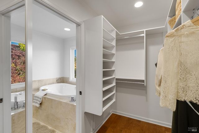 312 Baker Ct, Benicia, CA 94510