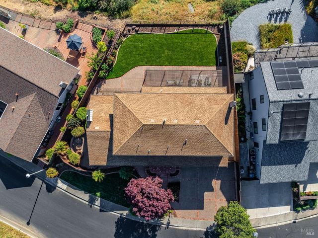 312 Baker Ct, Benicia, CA 94510