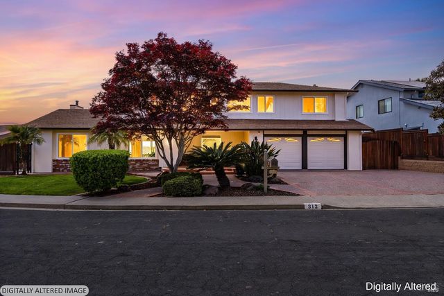 312 Baker Ct, Benicia, CA 94510