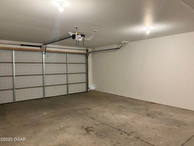 211 Theo Grey Avenue, Joplin, MO 64841