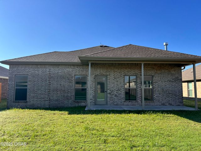 211 Theo Grey Avenue, Joplin, MO 64841