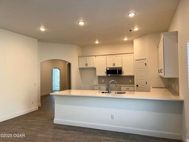 211 Theo Grey Avenue, Joplin, MO 64841