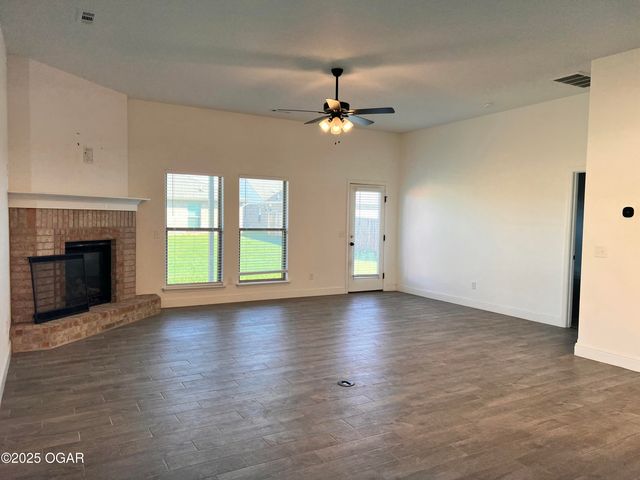 211 Theo Grey Avenue, Joplin, MO 64841