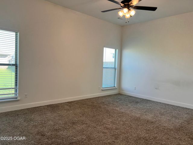 211 Theo Grey Avenue, Joplin, MO 64841