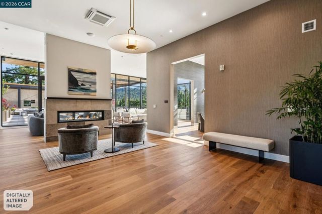 375 W El Pintado Rd 214, Danville, CA 94526