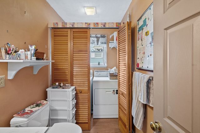 84 Century Way 84, Gardner, MA 01440