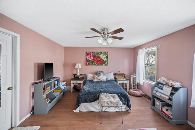 84 Century Way 84, Gardner, MA 01440