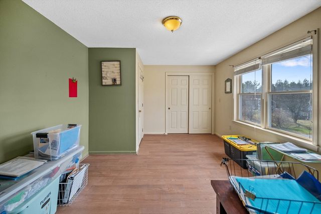 84 Century Way 84, Gardner, MA 01440