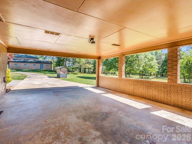 2521 Cat Square Road, Vale, NC 28168