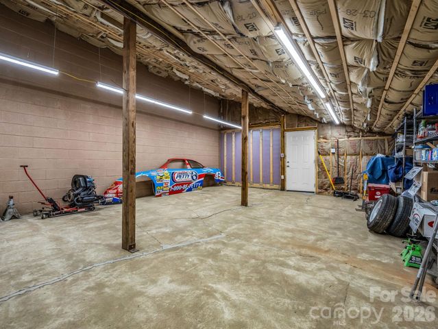 2521 Cat Square Road, Vale, NC 28168