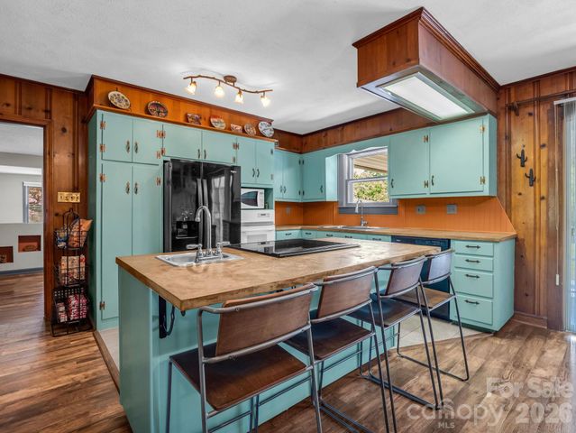 2521 Cat Square Road, Vale, NC 28168