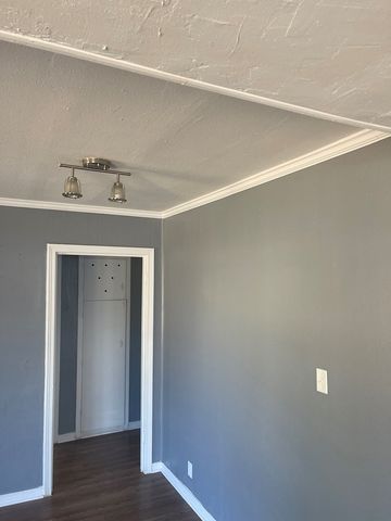 301 E Ave, Ballinger, TX 76821