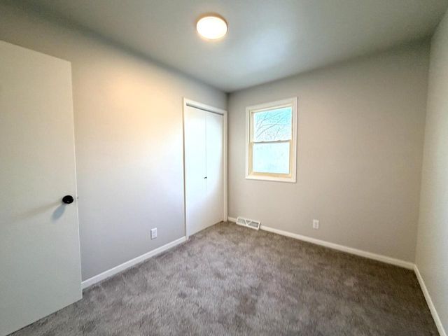 234 Wolf DRIVE, Dousman, WI 53118