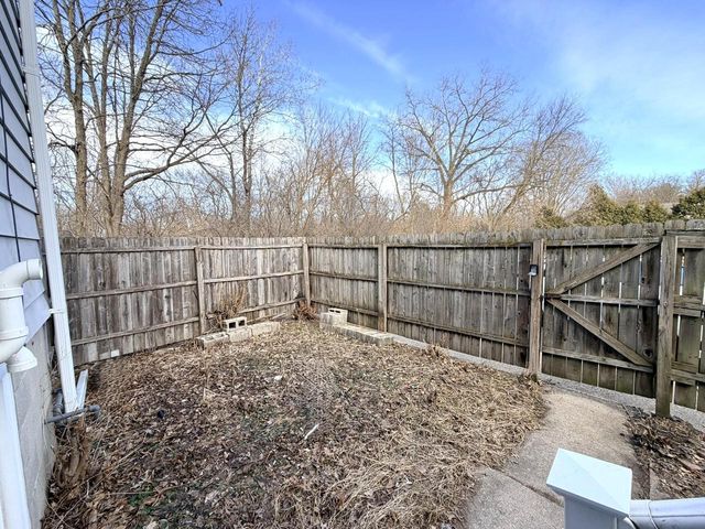 234 Wolf DRIVE, Dousman, WI 53118