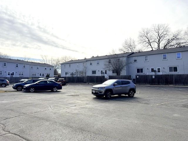 234 Wolf DRIVE, Dousman, WI 53118