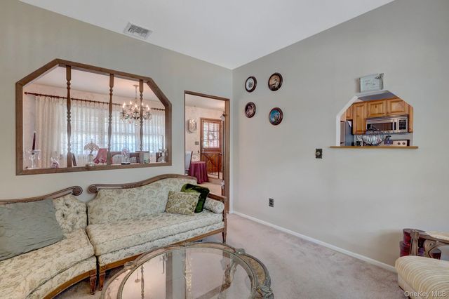 175 Franklin Street, Patchogue, NY 11772