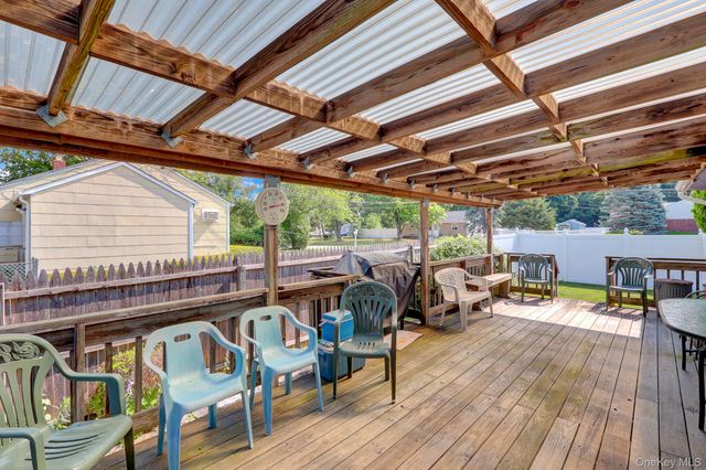175 Franklin Street, Patchogue, NY 11772