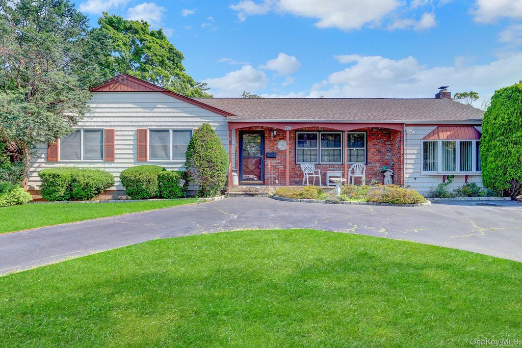 175 Franklin Street, Patchogue, NY 11772