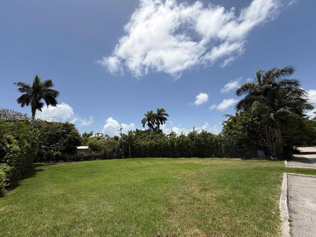 1310 95th St, Bay Harbor Islands, FL 33154