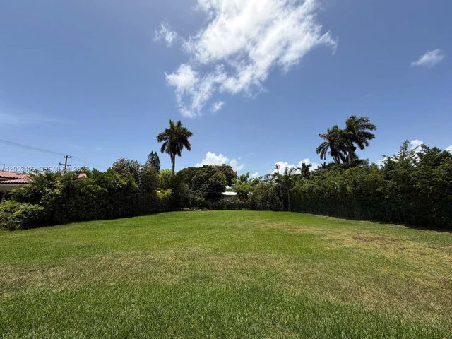 1310 95th St, Bay Harbor Islands, FL 33154