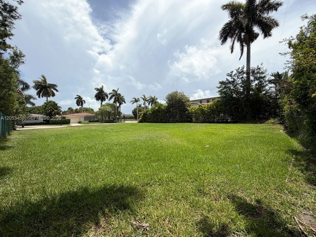1310 95th St, Bay Harbor Islands, FL 33154