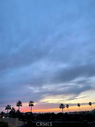 25 Centre Court 90, Dana Point, CA 92629