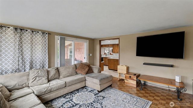 12507 50th Place S, Tukwila, WA 98108