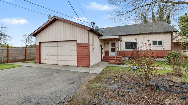 12507 50th Place S, Tukwila, WA 98108