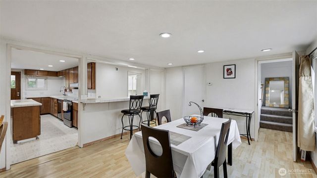 12507 50th Place S, Tukwila, WA 98108