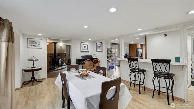 12507 50th Place S, Tukwila, WA 98108