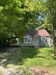3041 West Water Street, Springfield, MO 65802