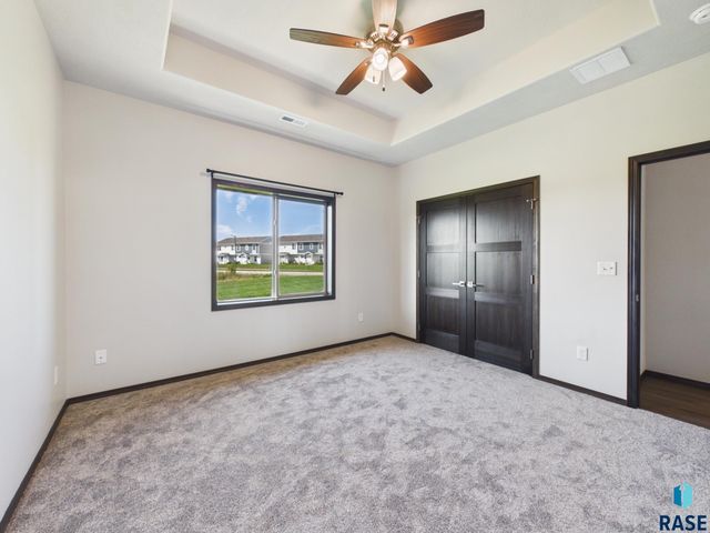 551 Ross St Street, Harrisburg, SD 57032