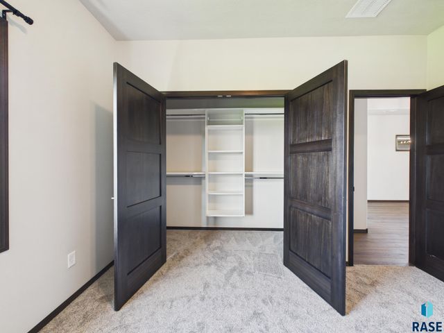 551 Ross St Street, Harrisburg, SD 57032