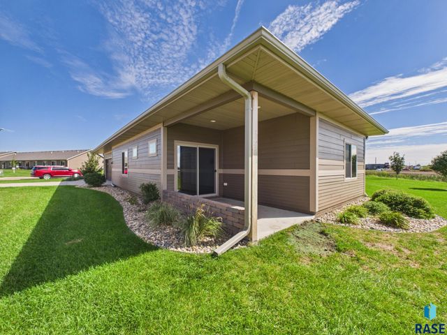551 Ross St Street, Harrisburg, SD 57032