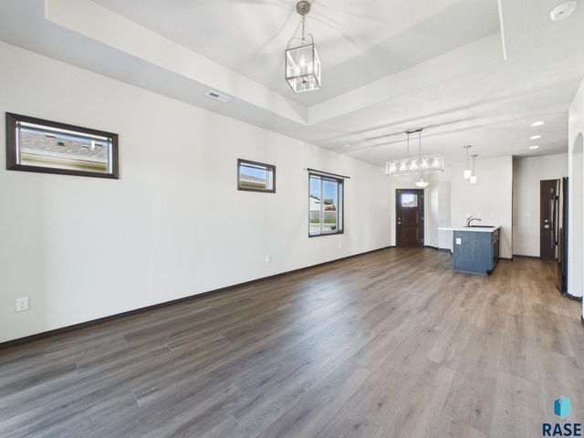 551 Ross St Street, Harrisburg, SD 57032